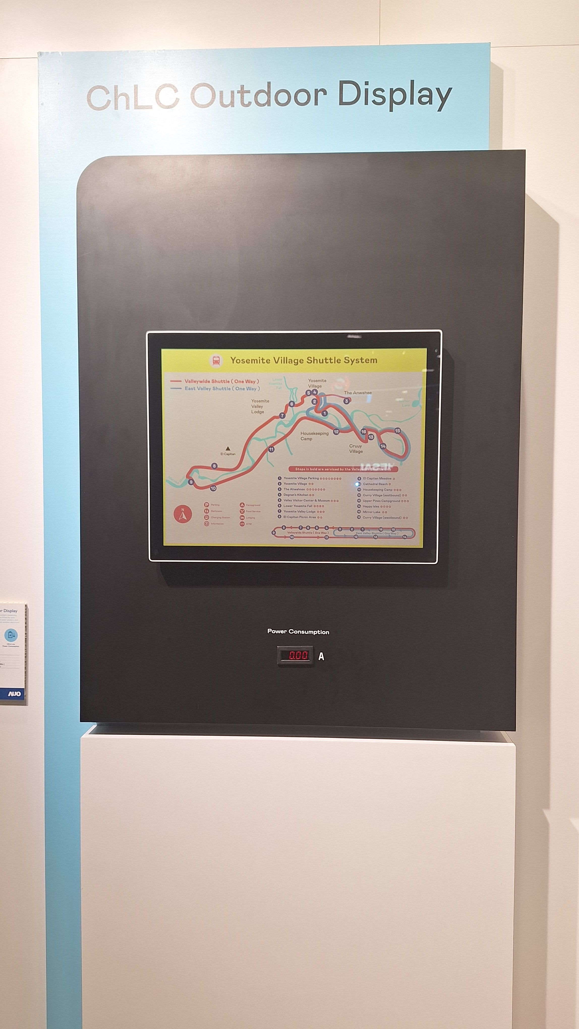 米兰体育的「胆固醇液晶超低耗能户外全彩显示器」不只环保省电，且符合户外严苛使用环境，拥有在摄氏-30度至85度下的宽温使用优势，并且强光愈强愈能呈现绝佳的色彩饱和度及显示效果，易于安装的特性将成为户外电子看板的新首选。