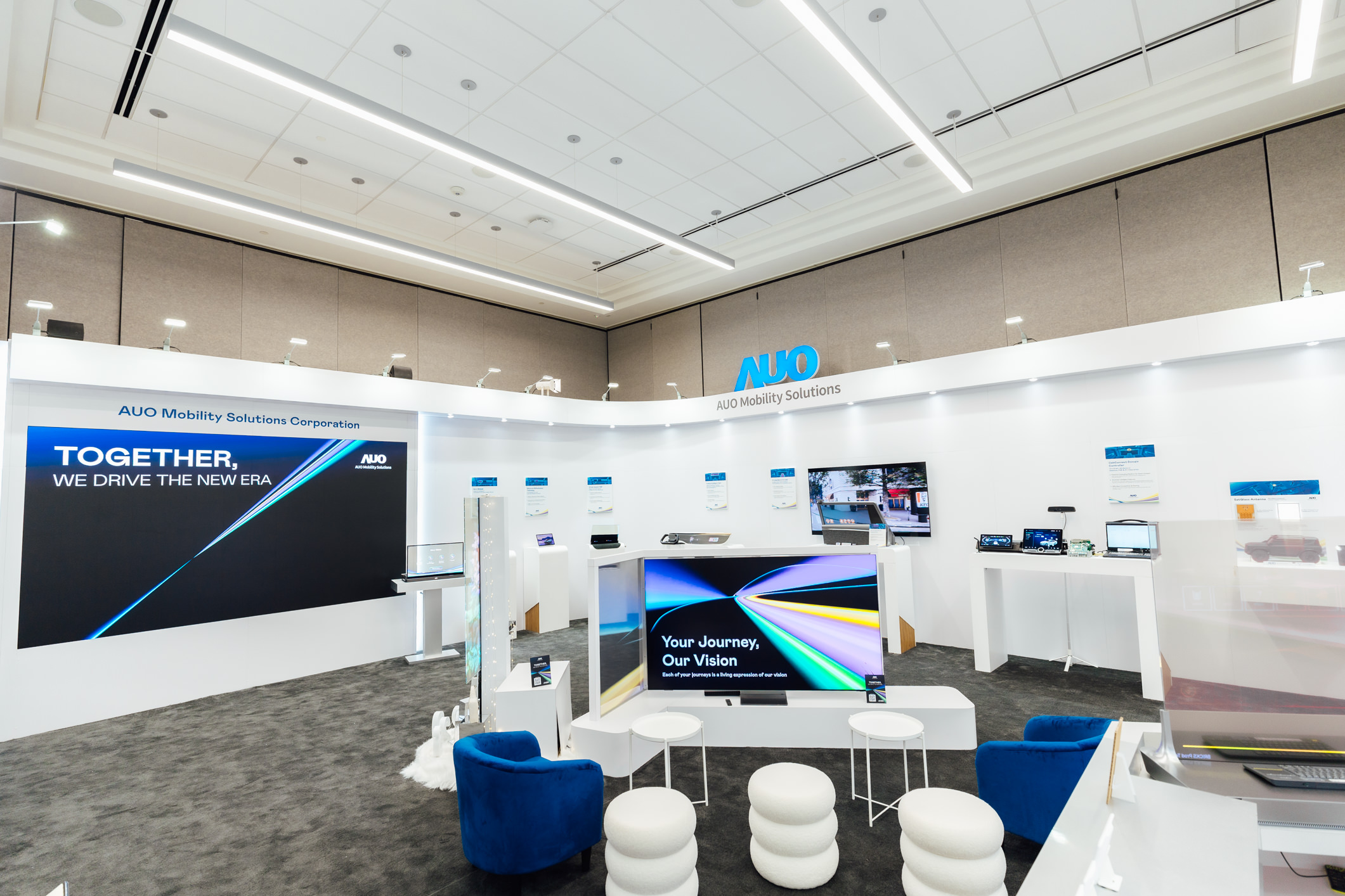 米兰体育智慧行动在AI与软件定义汽车的演进下，重新定义显示人机互动，致力与产业客户合作共创，打造具差异化、功能扩展弹性的未来座舱体验。